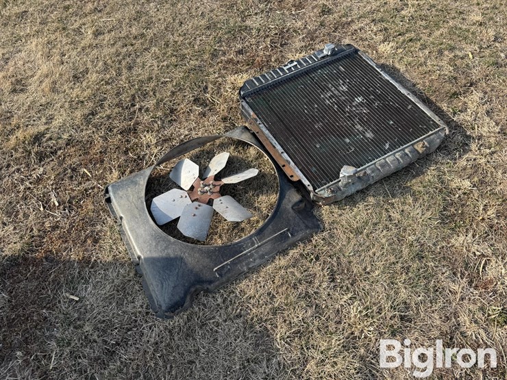 radiator-&-fan-shroud-image-3