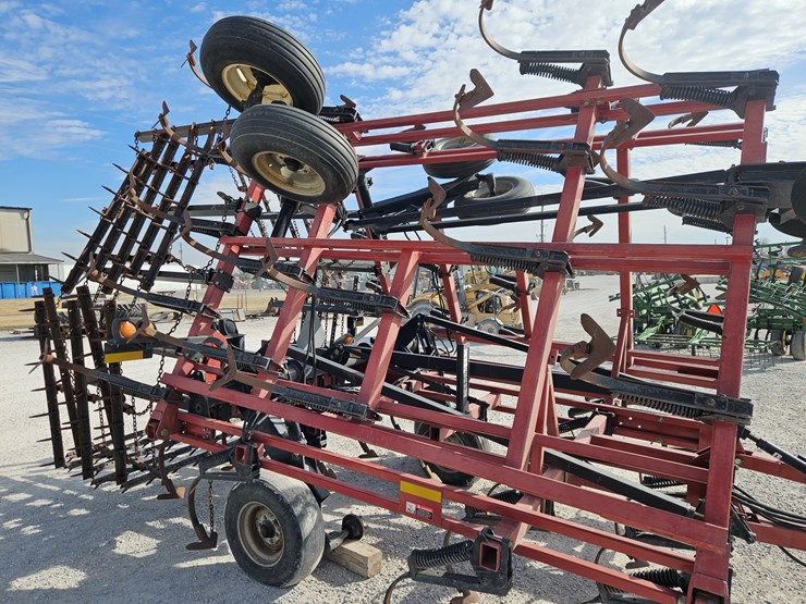 case-ih-200-image-13