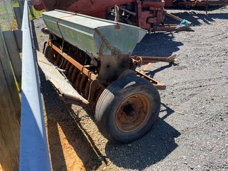 4491-john-deere-7-image-3