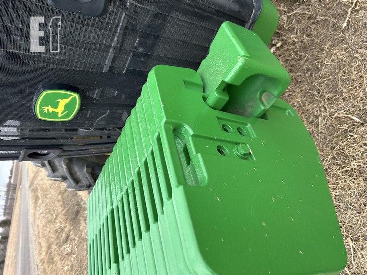 2014-john-deere-8320r-image-12