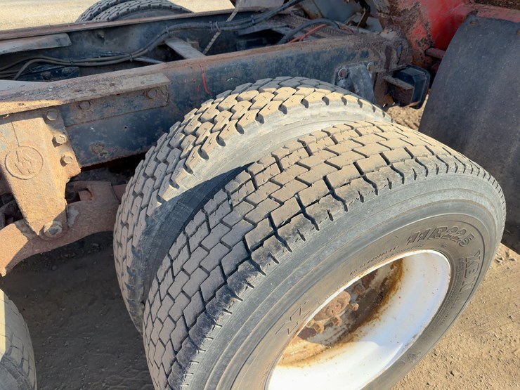 1978-kenworth-w900-image-16