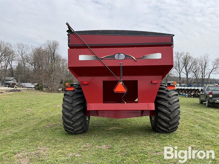 2012-j&m-525-image-6