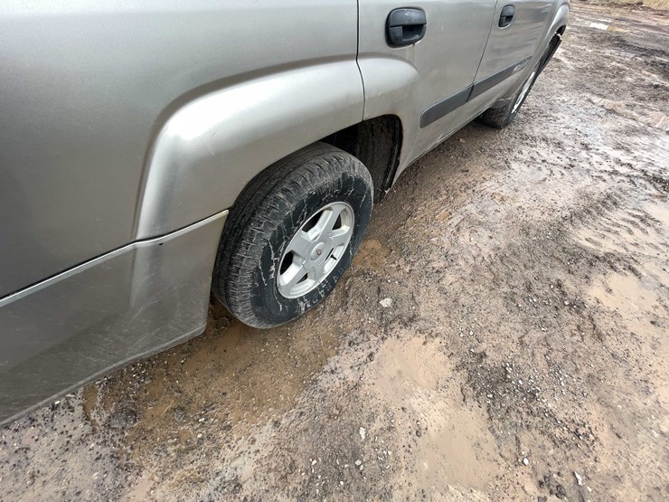 2003-chevrolet-trailblazer-image-28