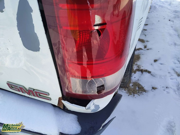 2009-gmc-sierra-2500hd-image-27