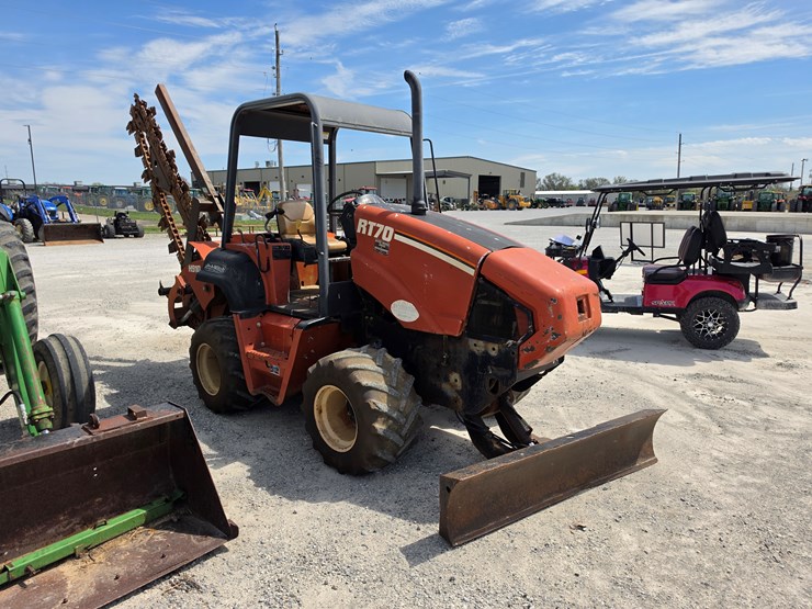 2002-ditch-witch-rt70-image-22