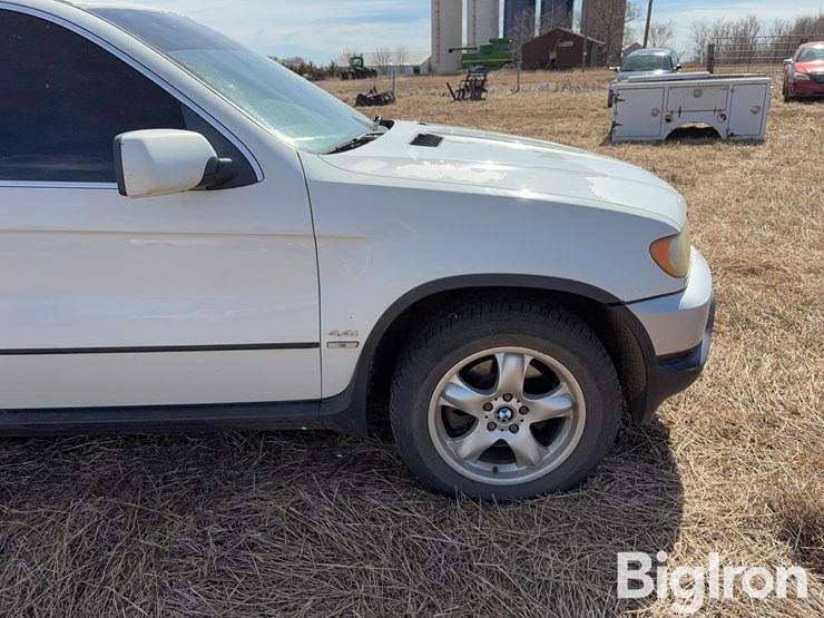 2001-bmw-x5-image-13