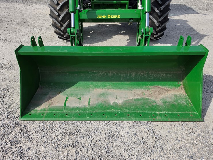 2023-john-deere-6130m-image-3