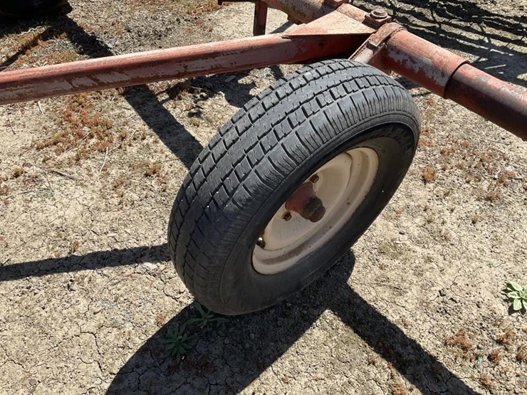 new-holland-260-image-12