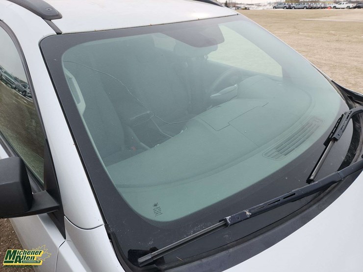 2011-chevrolet-traverse-ls-image-30