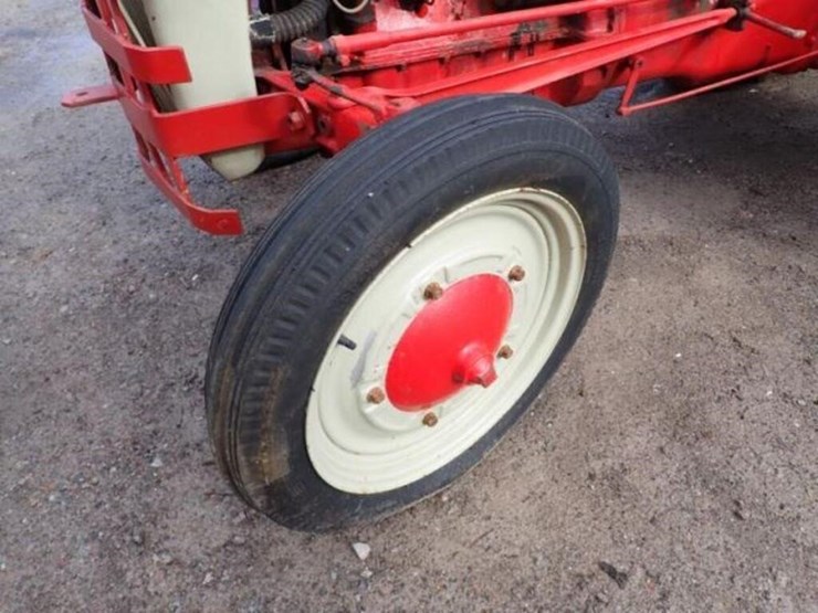 ford-tractor-image-16