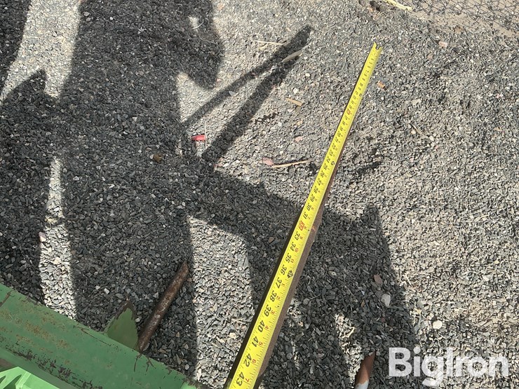 john-deere-640-image-12