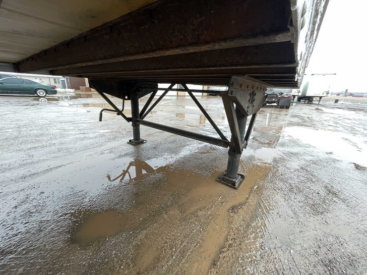 #270-•-2009-stoughton-semi-trailer-(denmark,-wi)-image-17