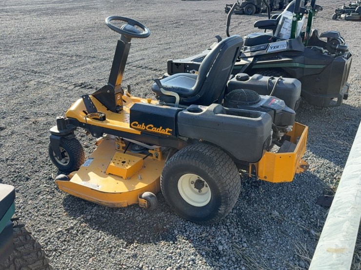 #4057-•-2013-cub-cadet-z-force-zero-turn-mower-image-10