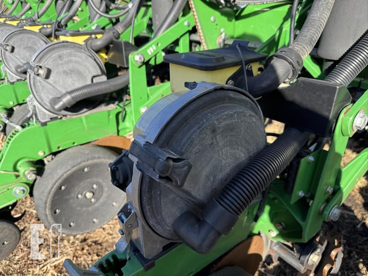 john-deere-1770-image-62