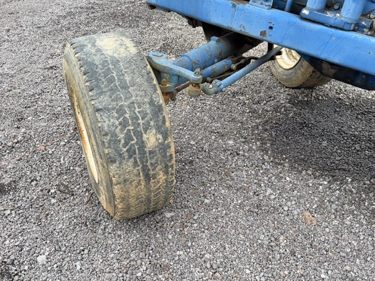 #3049-•-agri-power-9000-tractor-image-13