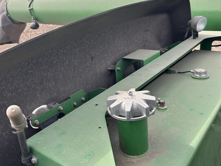 2012-john-deere-s690-image-54