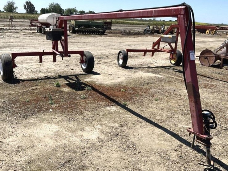 new-holland-252-image-1