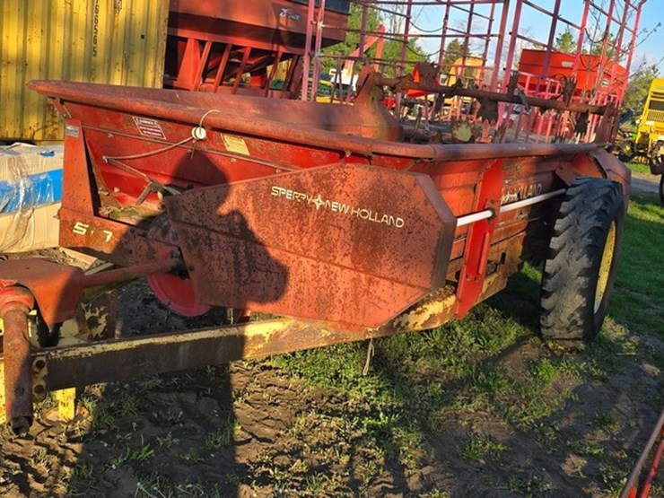 new-holland-513-image-1