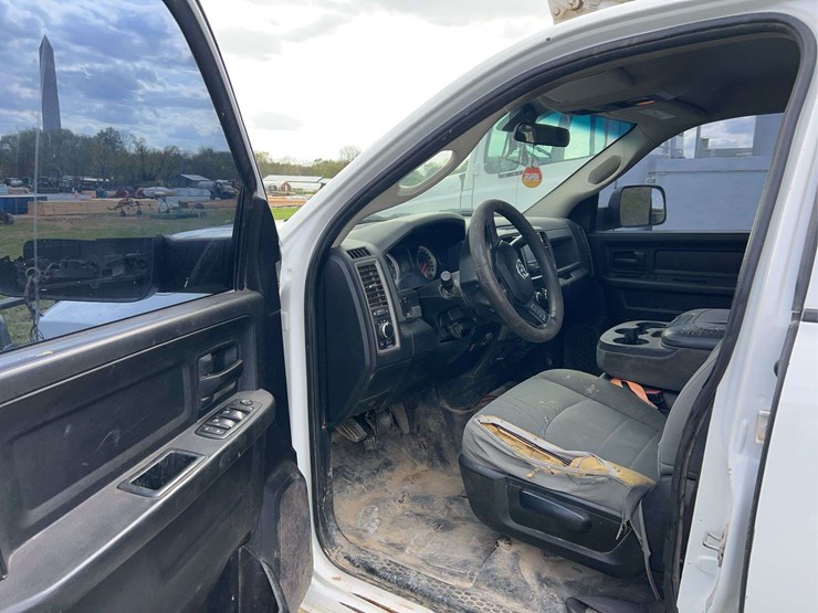 2017-dodge-ram-2500-image-5