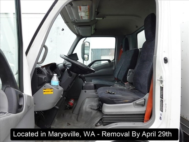 2018-hino-195-image-11