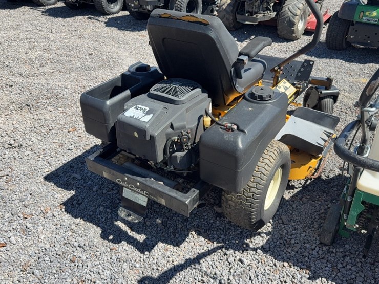 #4085-•-2008-cub-cadet-zero-turn-mower-image-9