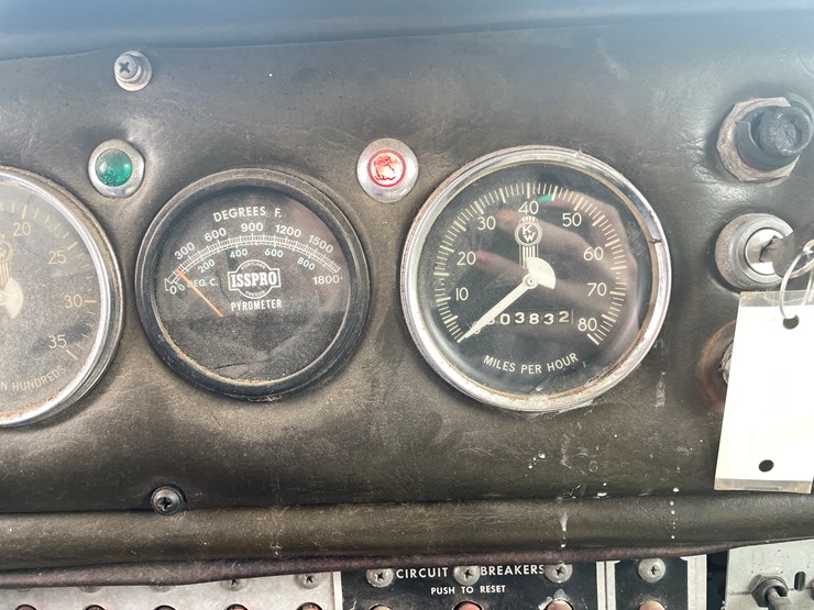#246-•-1961-kenworth-truck-tractor-(has-nd-title)-(mora,-mn)-image-27