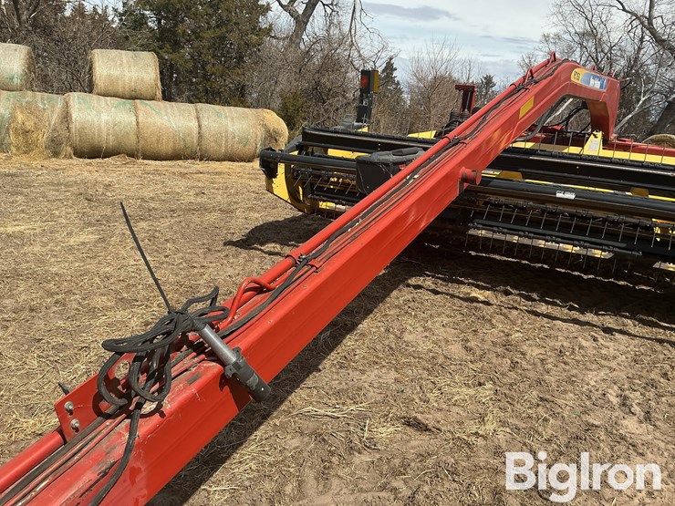 2012-new-holland-h7150-image-17