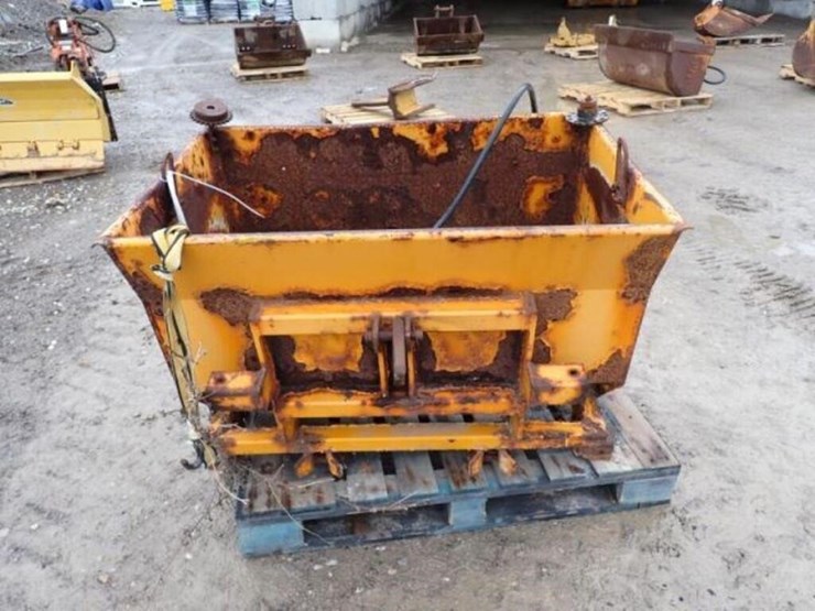 trackless-40-in.-salter/sander-image-6