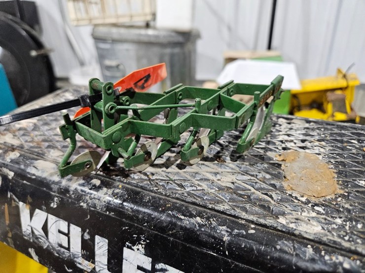 #997-•-john-deere-toy-3pt-4-bottom-plow-1/16-scale-image-6