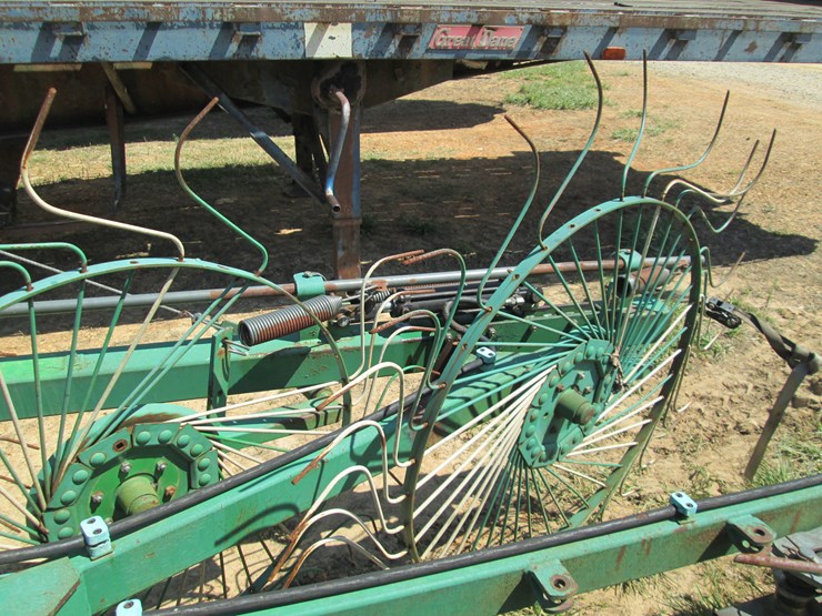 john-deere-704-image-11