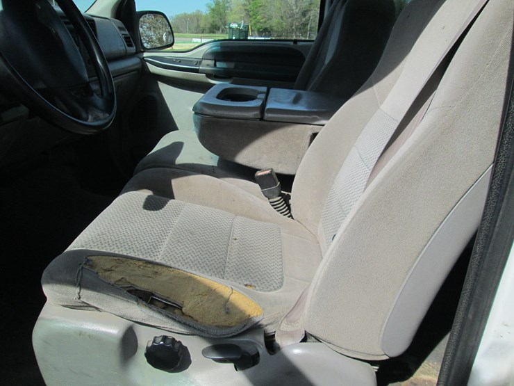 2001-ford-f250-image-28