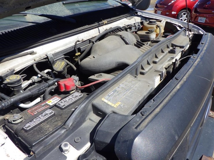 2009-ford-econoline-350-image-12