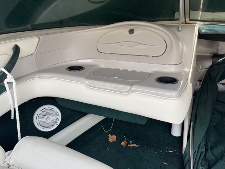 #4004-•-1999-sea-ray-190-19'-runabout-boat-image-12