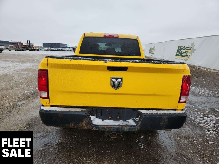 2019-ram-1500-classic-image-8