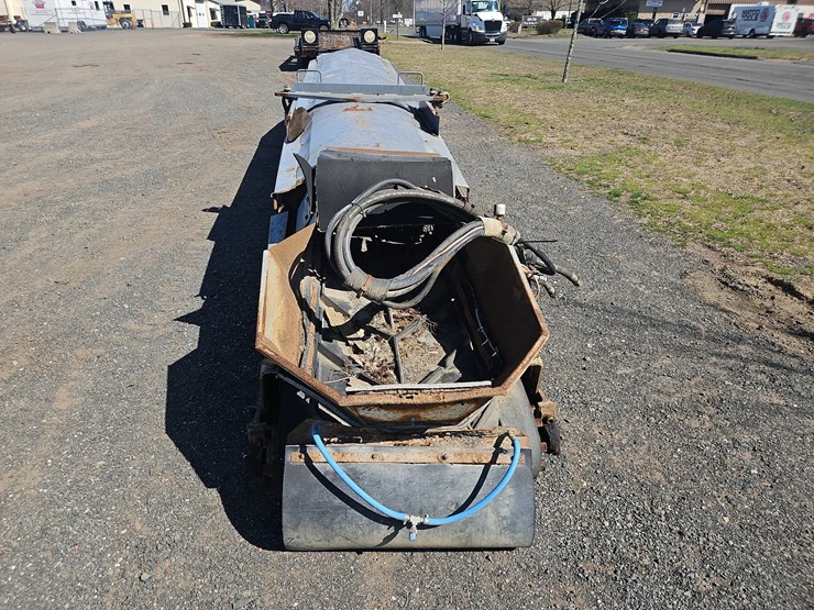 27'-covered-conveyor-image-5