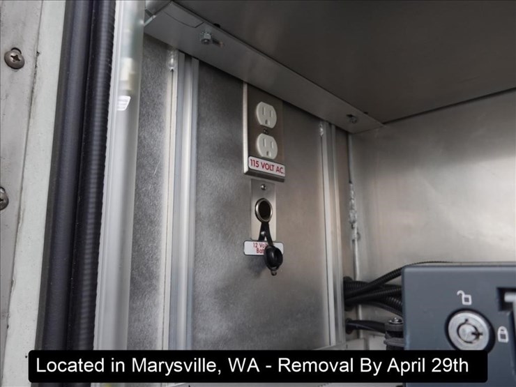 2008-international-7400-image-11