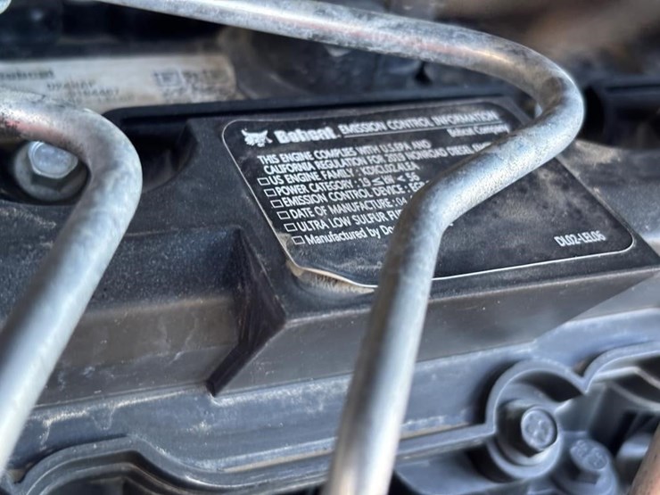 2019-bobcat-t590-image-43