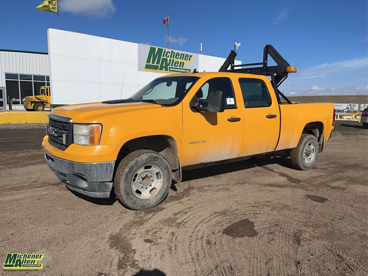 2011-gmc-sierra-2500hd-image-1