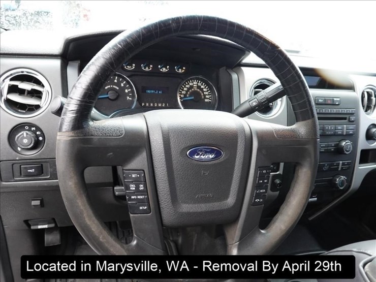 2014-ford-f150-xl-image-14