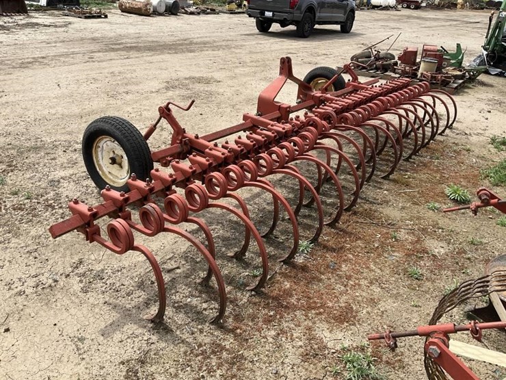 allis-chalmers-18'-3-pt-springtooth-chisel-image-5