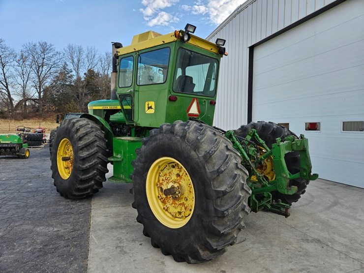1974-john-deere-7520-image-3