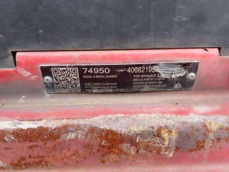 2017-toro-z-master-3000-series-zero-turn-mower-749-image-9