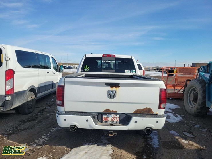 2013-dodge-1500-image-5