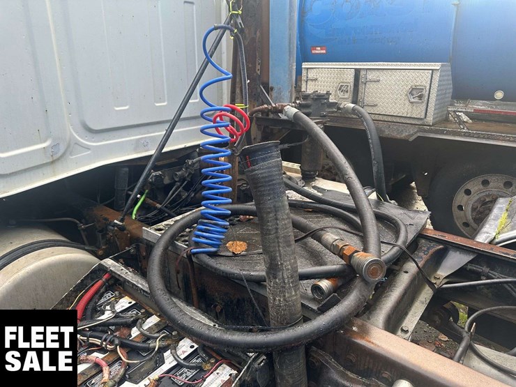 2005-western-star-4900-image-9