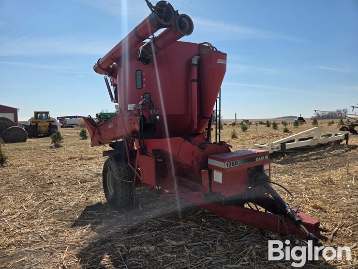 case-ih-fps-1360-0049-grinder-mixer-w/scale-image-3