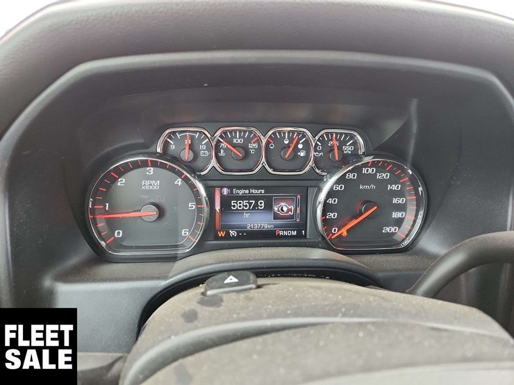 2016-gmc-sierra-3500hd-image-15