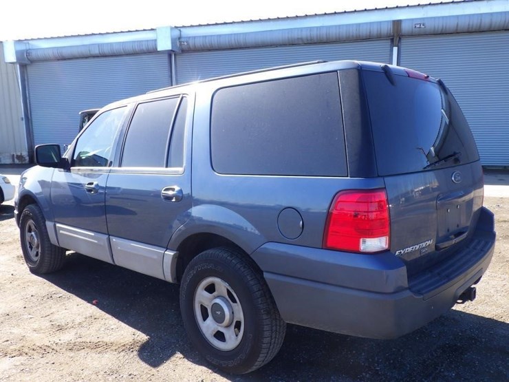 2003-ford-expedition-image-5