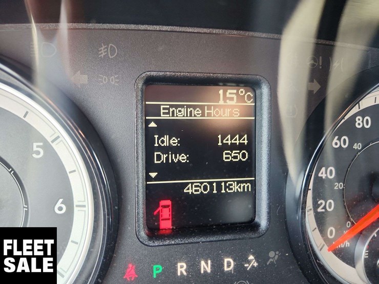 2019-ram-1500-classic-image-26