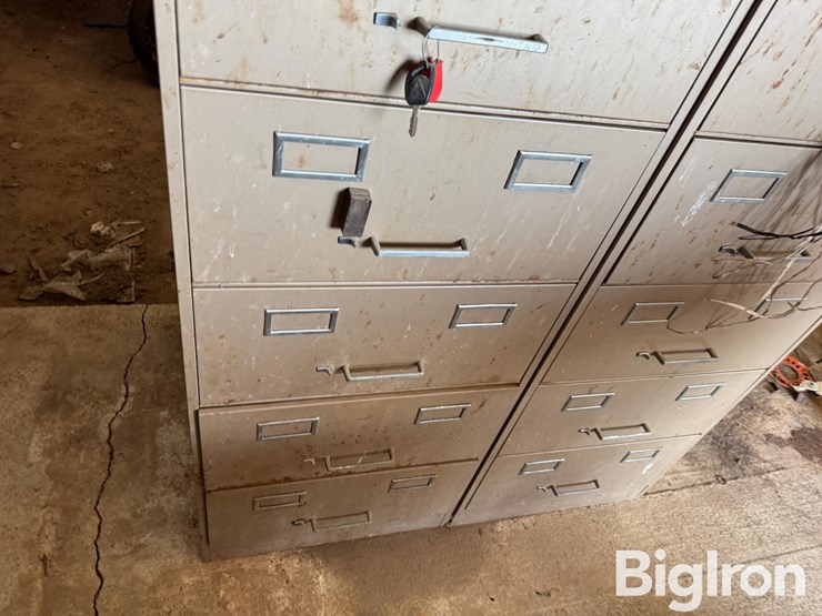 filing-cabinets-image-12