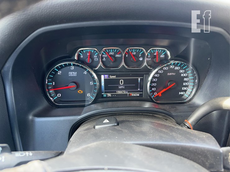 2015-chevrolet-silverado-1500-image-9